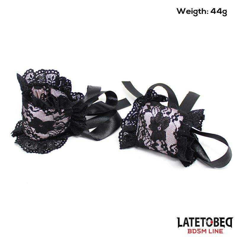 2 Piece Set Lace lindfold and Handcuffs