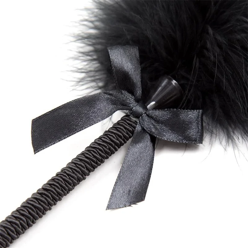 Feather Tickler with Bow 25 cm Black