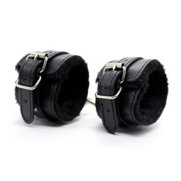 Fur Lined Adjustable Handcuffs 30 cm Black